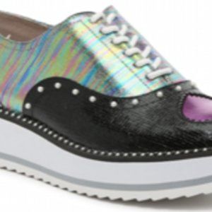 Betsy Johnson Marti (Multi Color - Black) Fashion Platform Oxford Sneakers